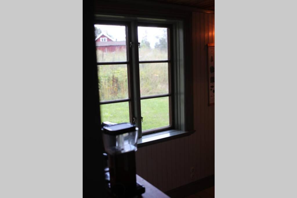 Sjoenaera Stuga Med Bat Och Bastu Ramkvilla Extérieur photo